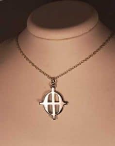 Coda Pendant by Harriet Schock